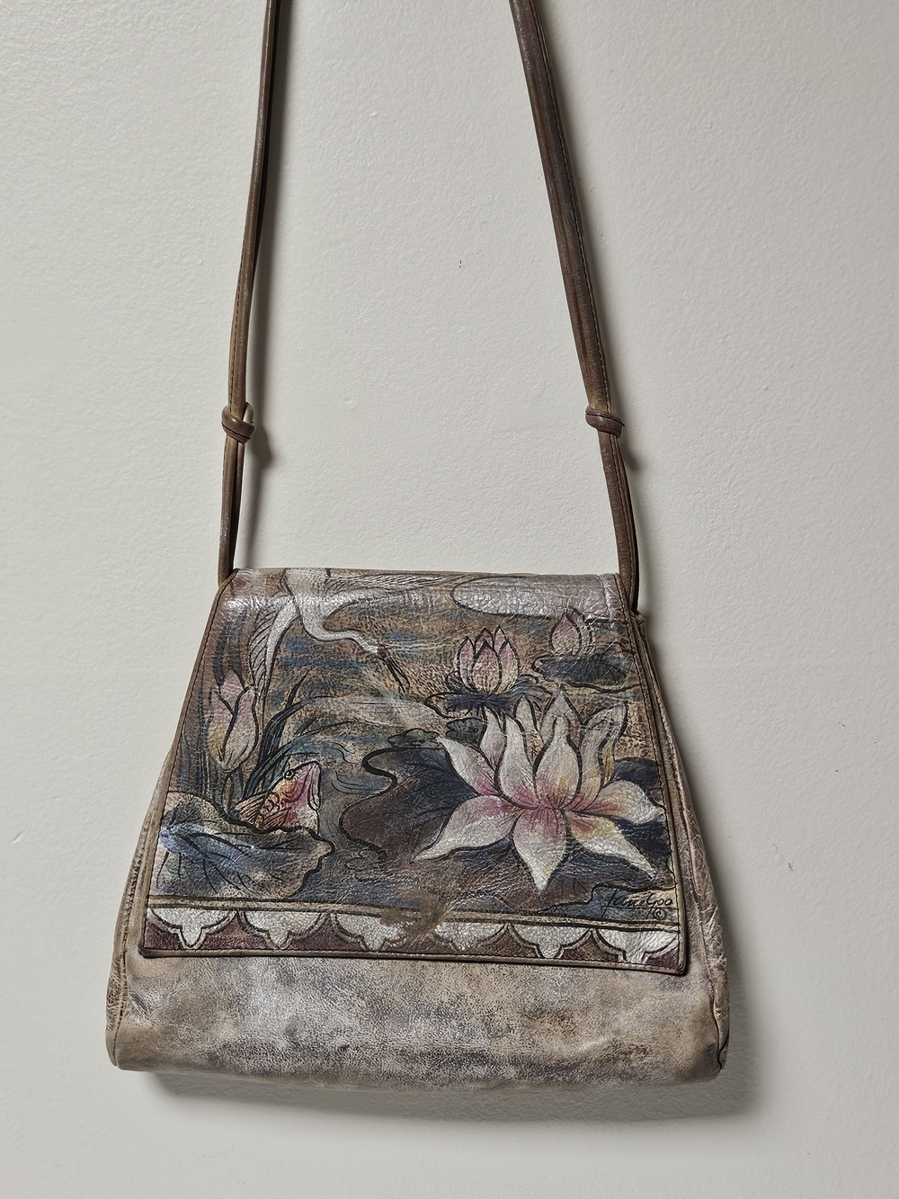 Vintage Jane Yoo Hand Painted Leather Koi Lotus Crossbody Purse Wearable Art